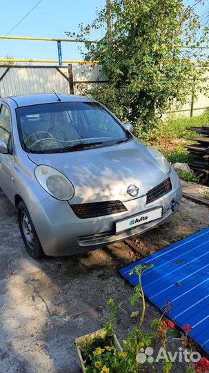 Nissan March, 2004