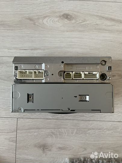 Штатная магнитолла toyota rav4 2008