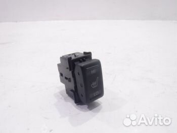 Кнопка обогрева сидений