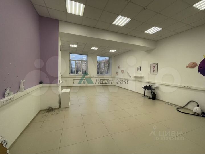 Офис, торговое помещение, 67 кв. м