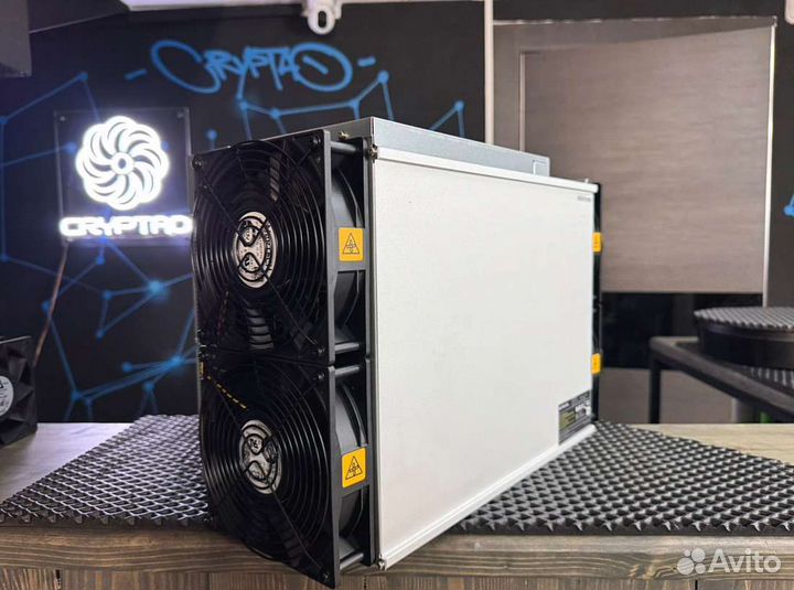 Асик AntMiner S21+ 216T