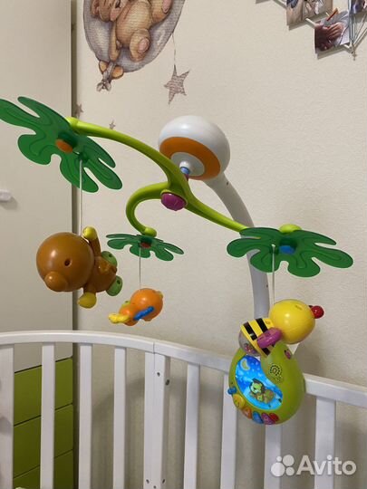 Музыкальный мобиль на кроватку