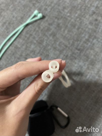 Чехол для Airpods + держатели для наушников