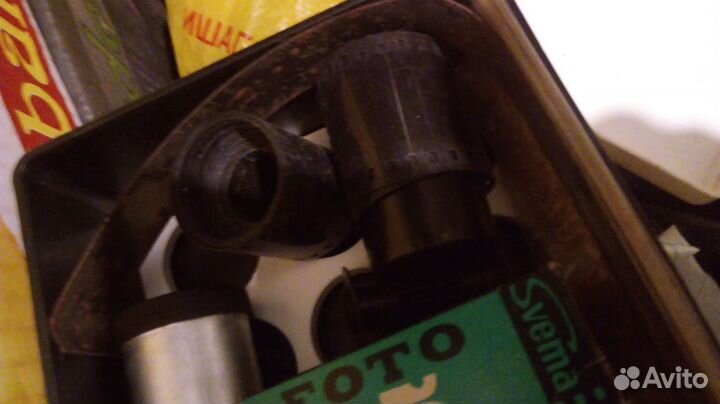 Фотоснимки чернобелые, на пленке