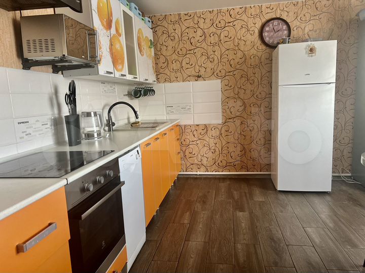 1-к. квартира, 56 м², 2/2 эт.