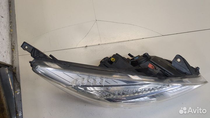 Фара (передняя) правая Opel Meriva 2010