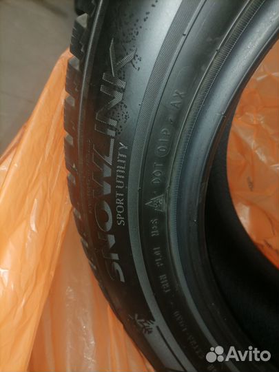 Triangle PL01 225/60 R18 100H