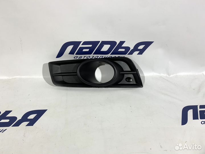 Рамка птф Chevrolet Cruze (09) левая