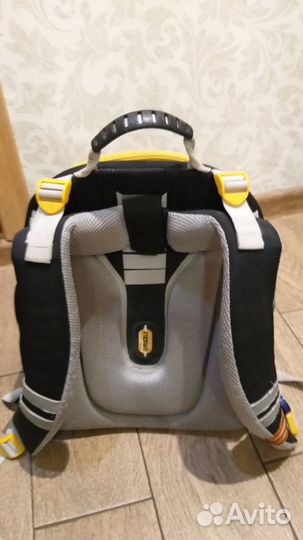 Школьный рюкзак для мальчика