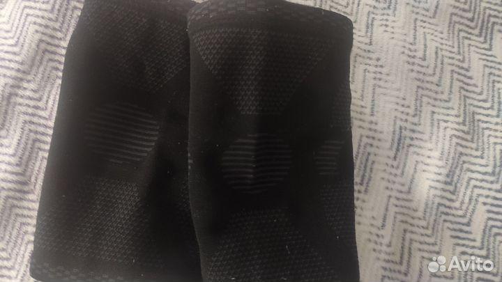 Наколенники