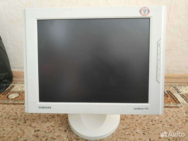 Монитор Samsung 151s