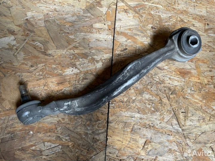 Рычаг подвески передний правый Mercedes-Benz C300