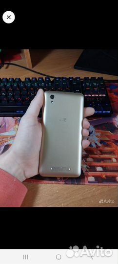 ZTE Blade X3, 8 ГБ