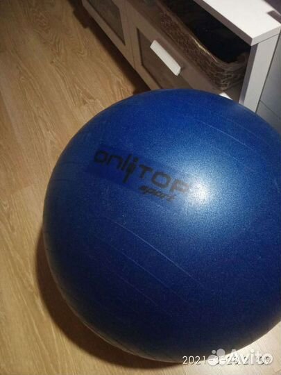 Гимнастический мяч