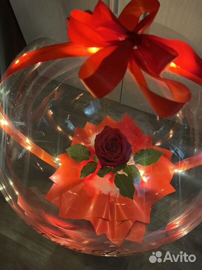 Роза в воздушном шаре