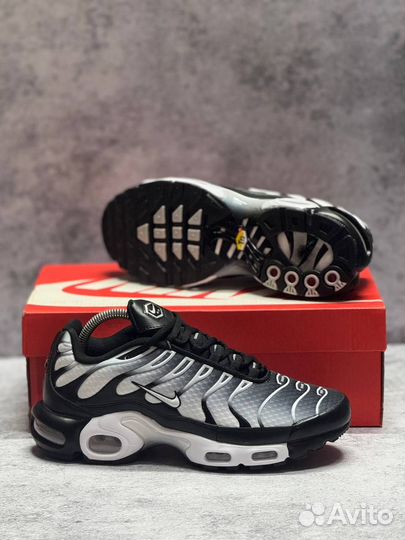 Кроссовки NIke AIR MAX Tn plus