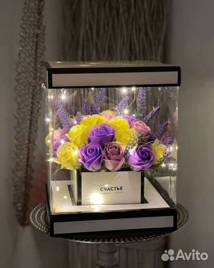 Букет из мыльных роз в коробке