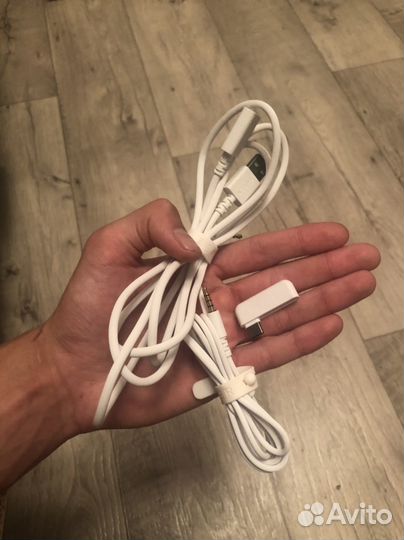 Беспроводные наушники