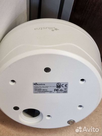Уличная IP-камера Illustra Flex 1MP 2.8-10мм PoE
