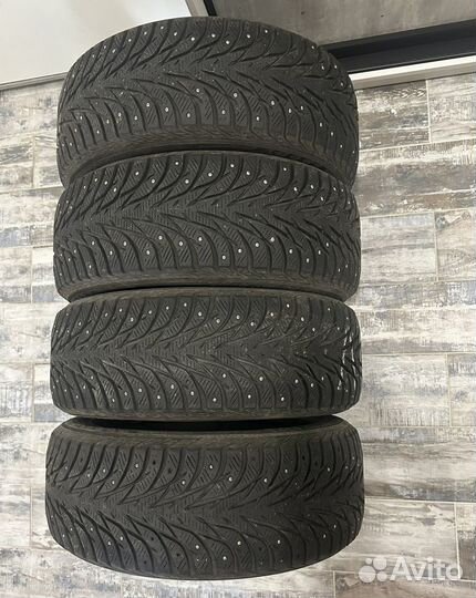 Yokohama Ice Guard Stud IG55 215/55 R17