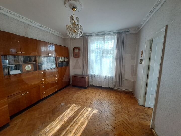 3-к. квартира, 64 м², 4/4 эт.