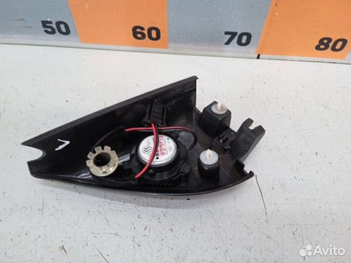 Крышка зеркала левая Volkswagen Passat B6 2.0 2007