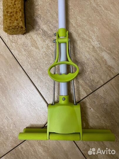 Швабра с отжимом Home Queen