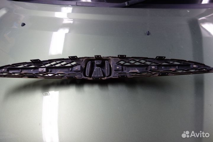 Решетка радиатора honda Jazz