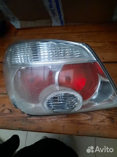 Фонарь задний левый mitsubishi outlander 1
