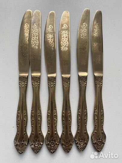 Сервизы, столовые приборы и др. посуда