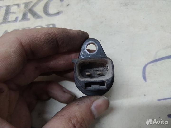 Датчик положения распредвала Toyota Vitz