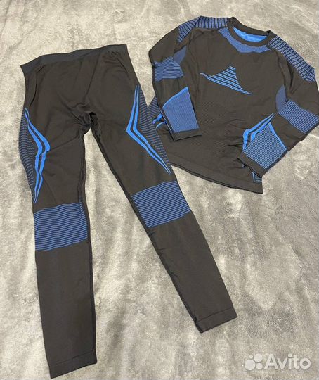 Термобелье мужское черно-синий цвет