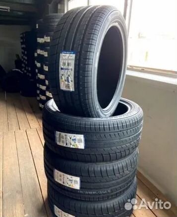 Triangle TH201 235/45 R17 97Y