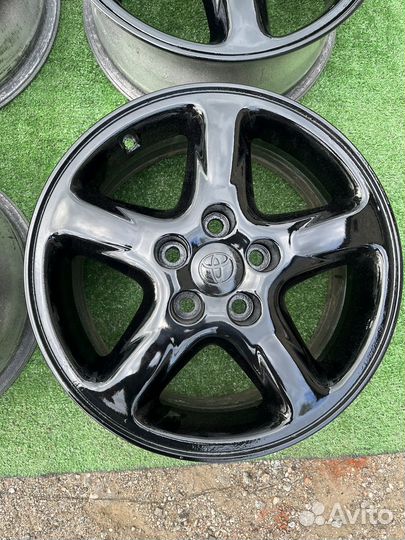 Литые диски R16 5x114,3 toyota