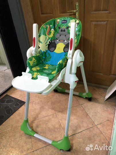 Детский стульчик для кормления