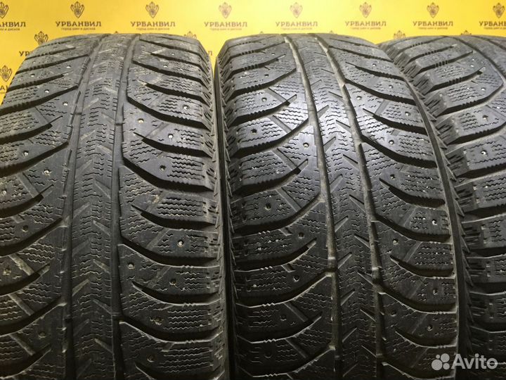 Bridgestone Ice Cruiser 7000 215/60 R17 96H