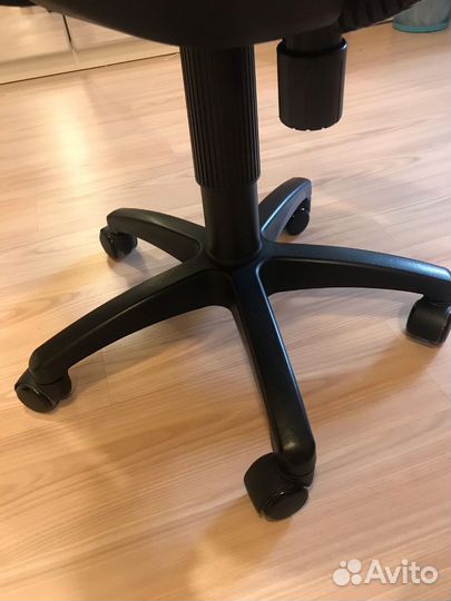 Компьютерное кресло, офисное кресло