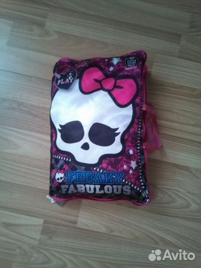 Подушка Monster High (монстр хай)