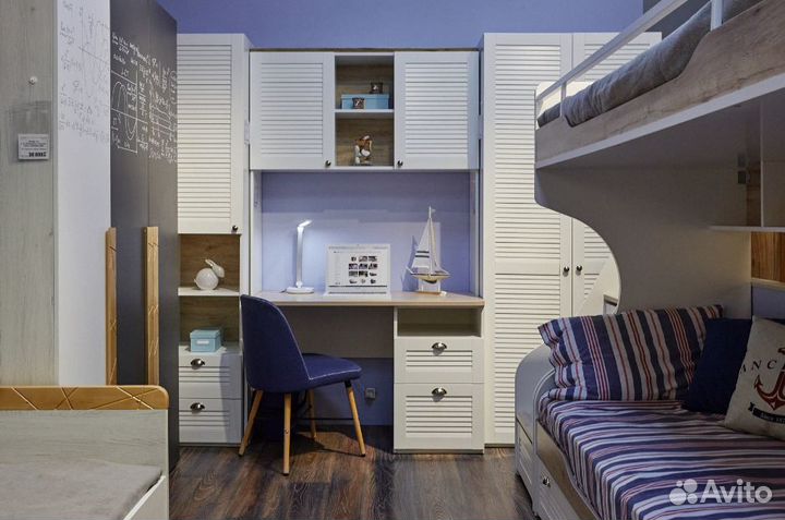 Кровать детская двухъярусная