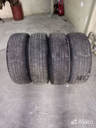 Nexen Classe Premiere 672 215/65 R16 20H