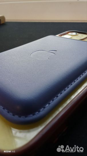 Кошелек на iPhone MagSafe Wallet