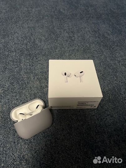 Наушники AirPods Pro(1 поколение)