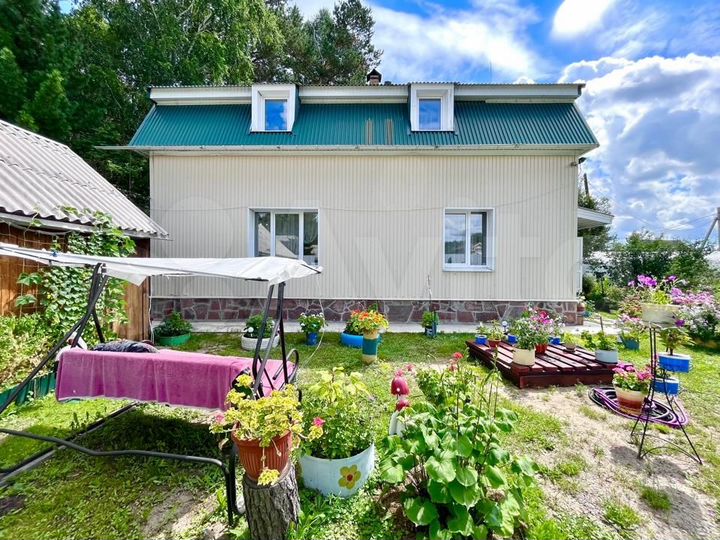 Дом 300 м² на участке 10 сот.