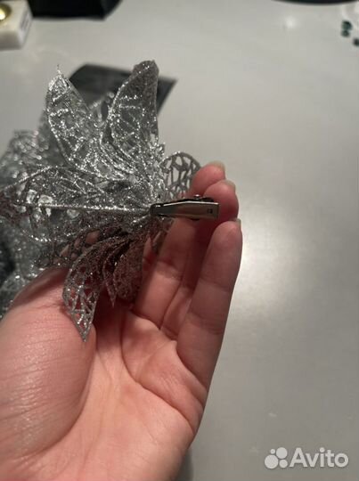 Цветки заколки