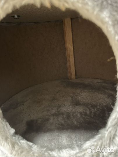 Бронь.Домик для кошки с когтеточкой