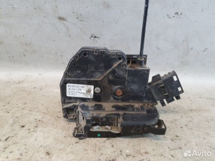 Замок двери Renault Megane 3