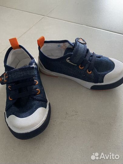 Кроссовки adidas