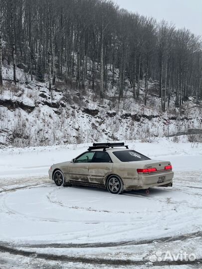 Багажник для крепления лыж и сноуборда