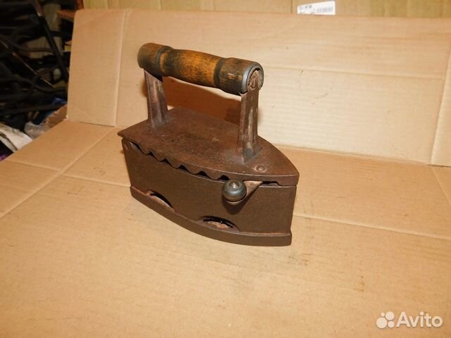Антикварный,чугунный,угольный утюг ссср,нэп клеймо