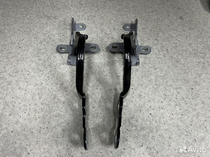 Петли крышки багажника BMW X3 G01